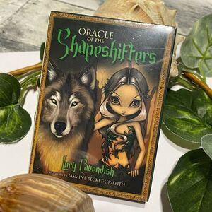 Oracle of the Shapeshifters Deck